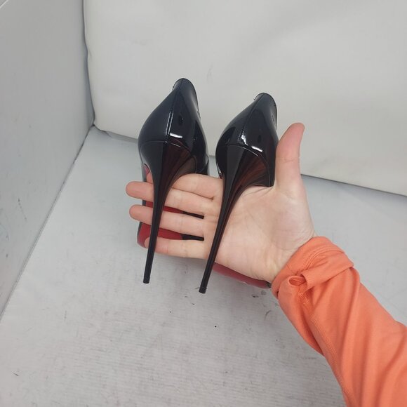 Christian Louboutin So Kate Black Patent Leather Pump - Picture 8 of 10